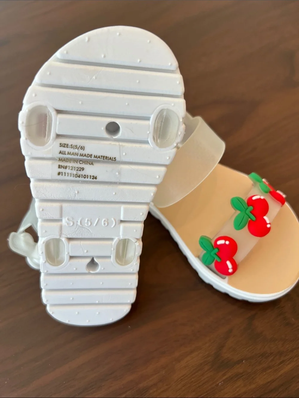 bebe White Jelly Sandals with Red Cherry Accents, Toddler 5/6